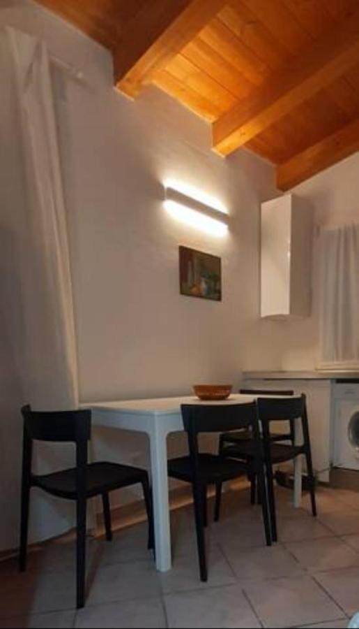 Sestiere Dorsoduro, A Due Passi Da Zattere Apartment Venice Luaran gambar